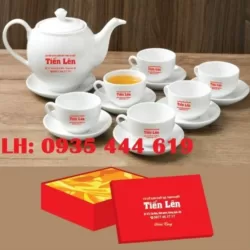 In logo lên ấm trà theo yêu cầu khách hàng tại Quy Nhơn