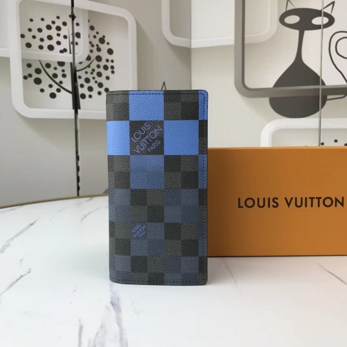 dài Louis Vuitton