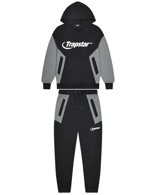 hyperdrive panel tracksuit black 3.png