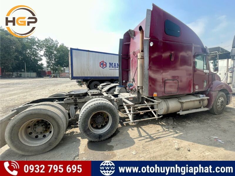 Xđk Mỹ Freightliner 2005 cũ giá rẻ