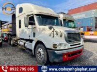 Xe đầu kéo Mỹ Freightliner 2 giường 2003 cũ